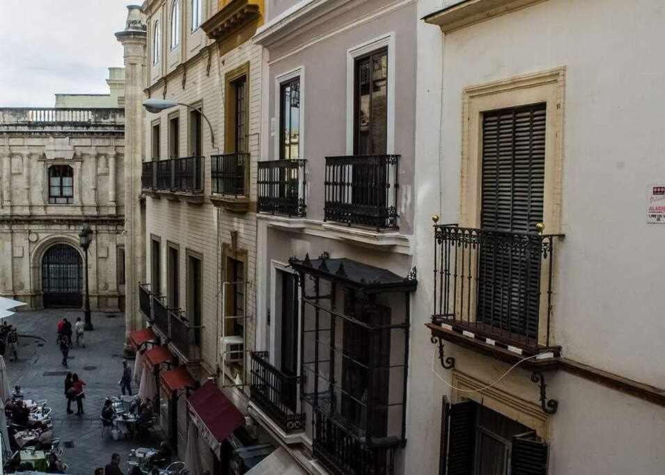 Casa Con Piscina Junto Catedral De Sevilla Kültér fotó
