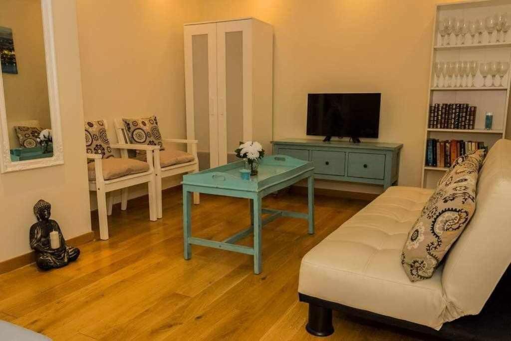 Casa Con Piscina Junto Catedral De Sevilla Kültér fotó